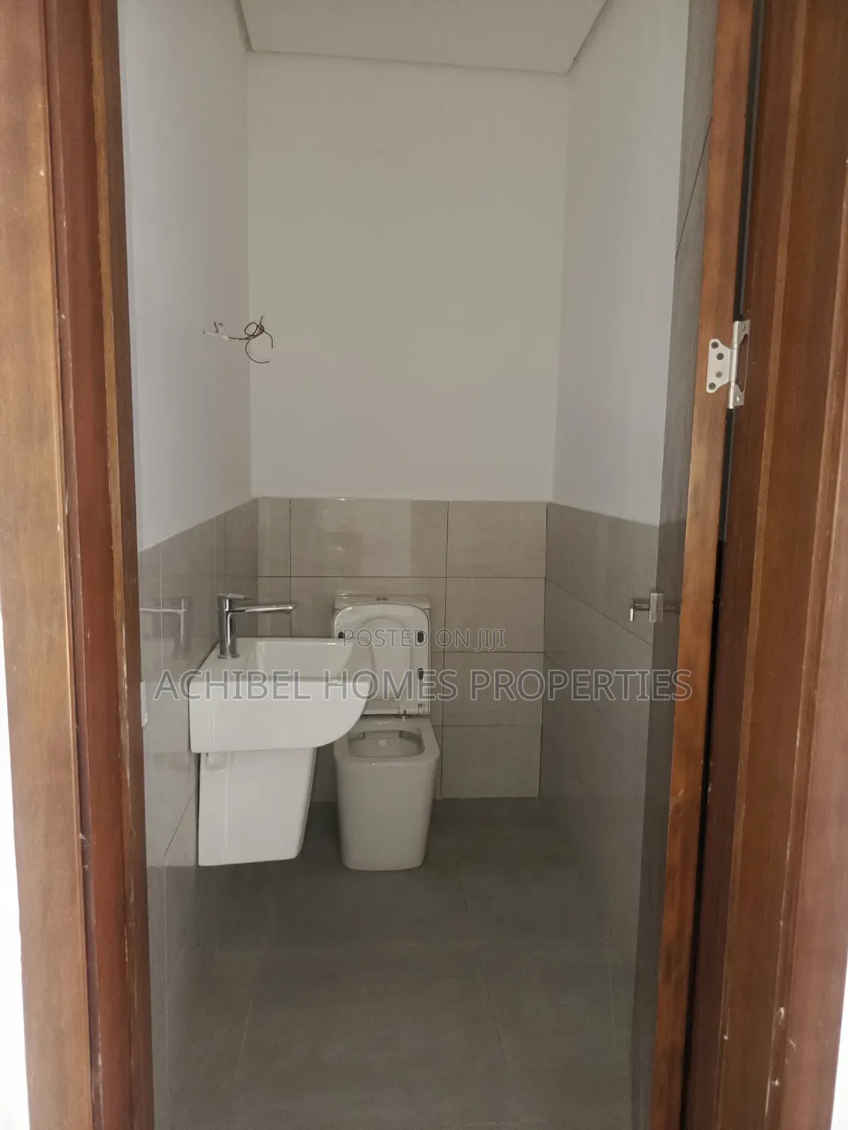 4bdrm Duplex in Off Ademola for rent in Ademola Adetokunbo