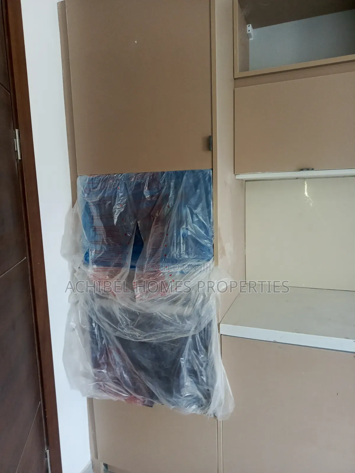 4bdrm Duplex in Off Ademola for rent in Ademola Adetokunbo