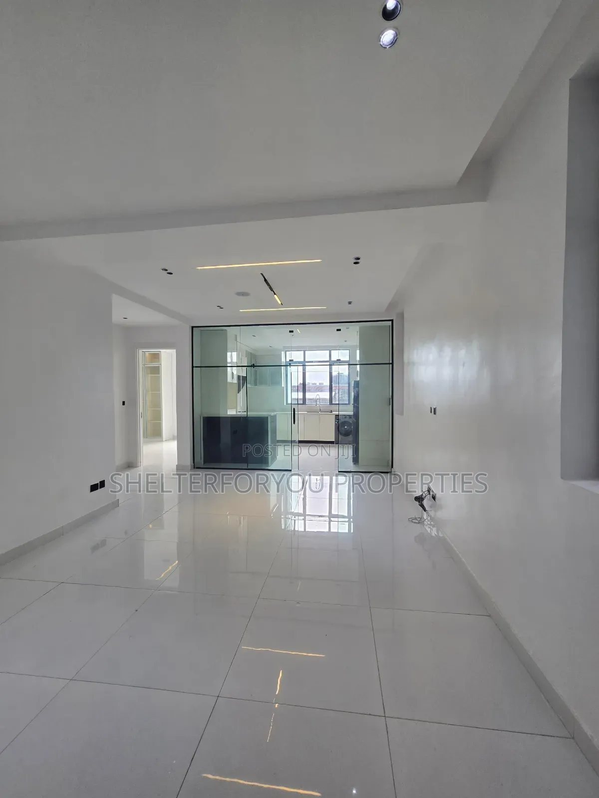 3bdrm Apartment in Ikate for sale in Ikate