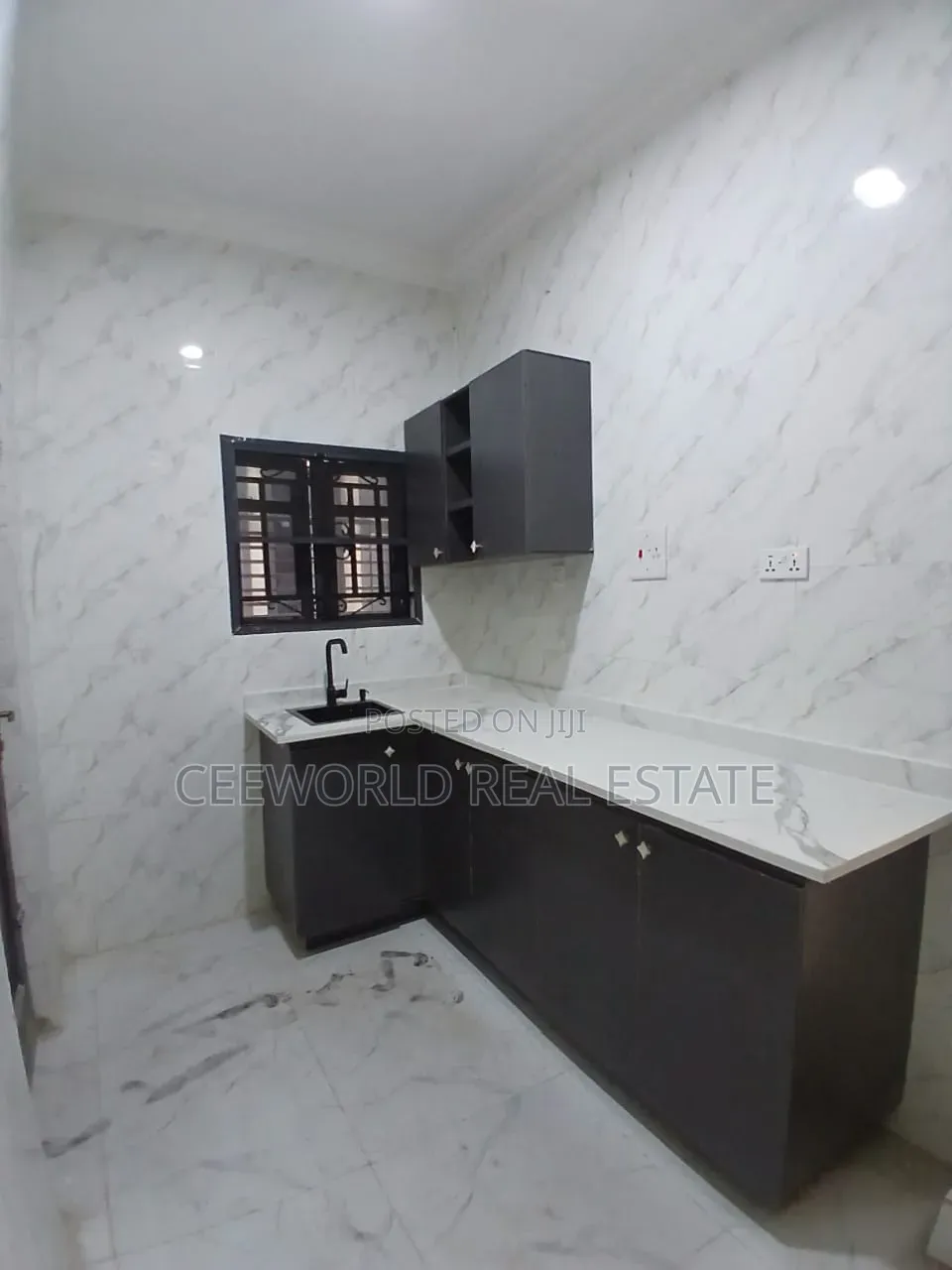 1bdrm Apartment in Ologede Estate, Akala Express for rent in Akala Express