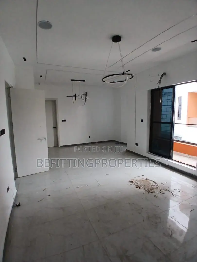 5bdrm Duplex in Lekki for sale in Lekki