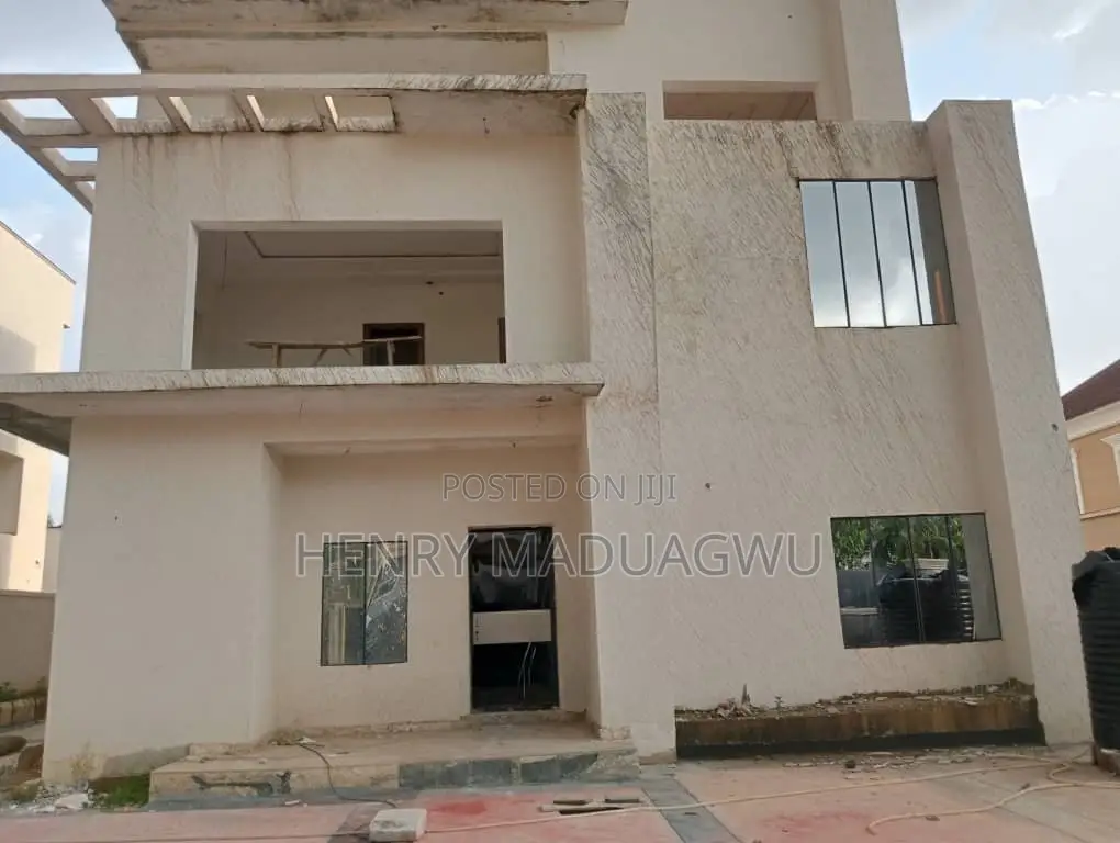 6bdrm Mansion in Katempe District, Katampe Extension for sale in Katampe Extension