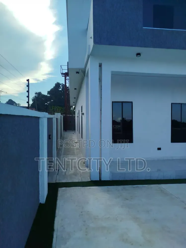 5bdrm Duplex in Zoo Estate, Enugu for rent in Enugu