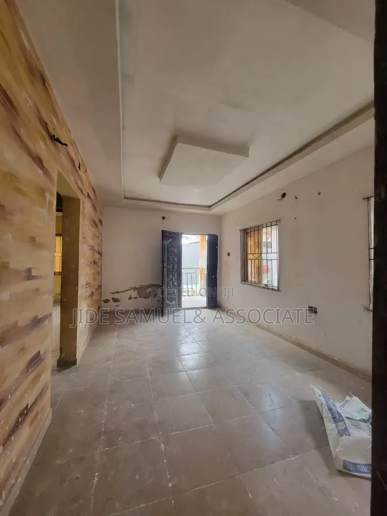2bdrm Block of Flats in Ayobo for rent in Ayobo