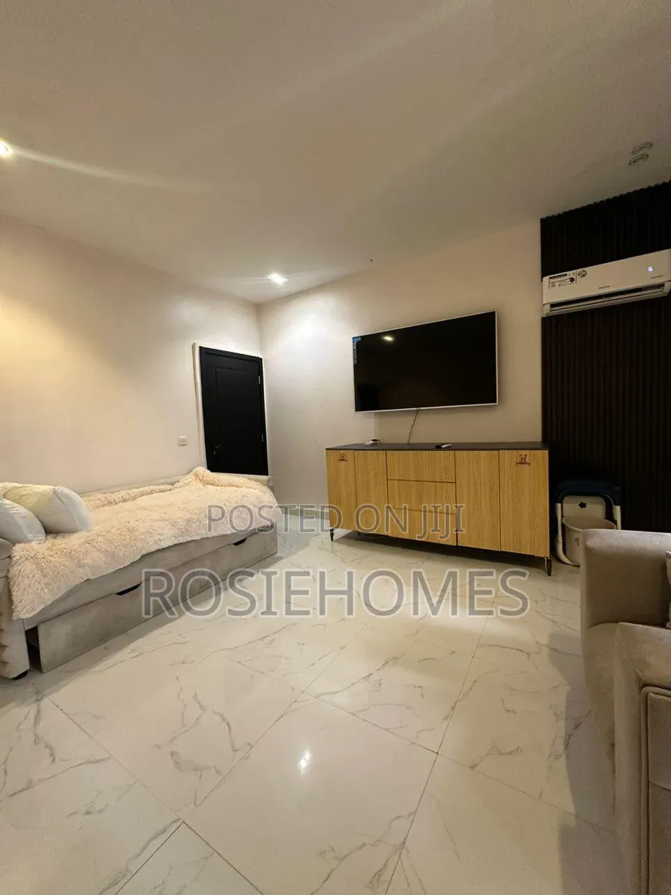 Furnished 3bdrm Apartment in Osborne Foreshore for rent in Osborne Foreshore Estate