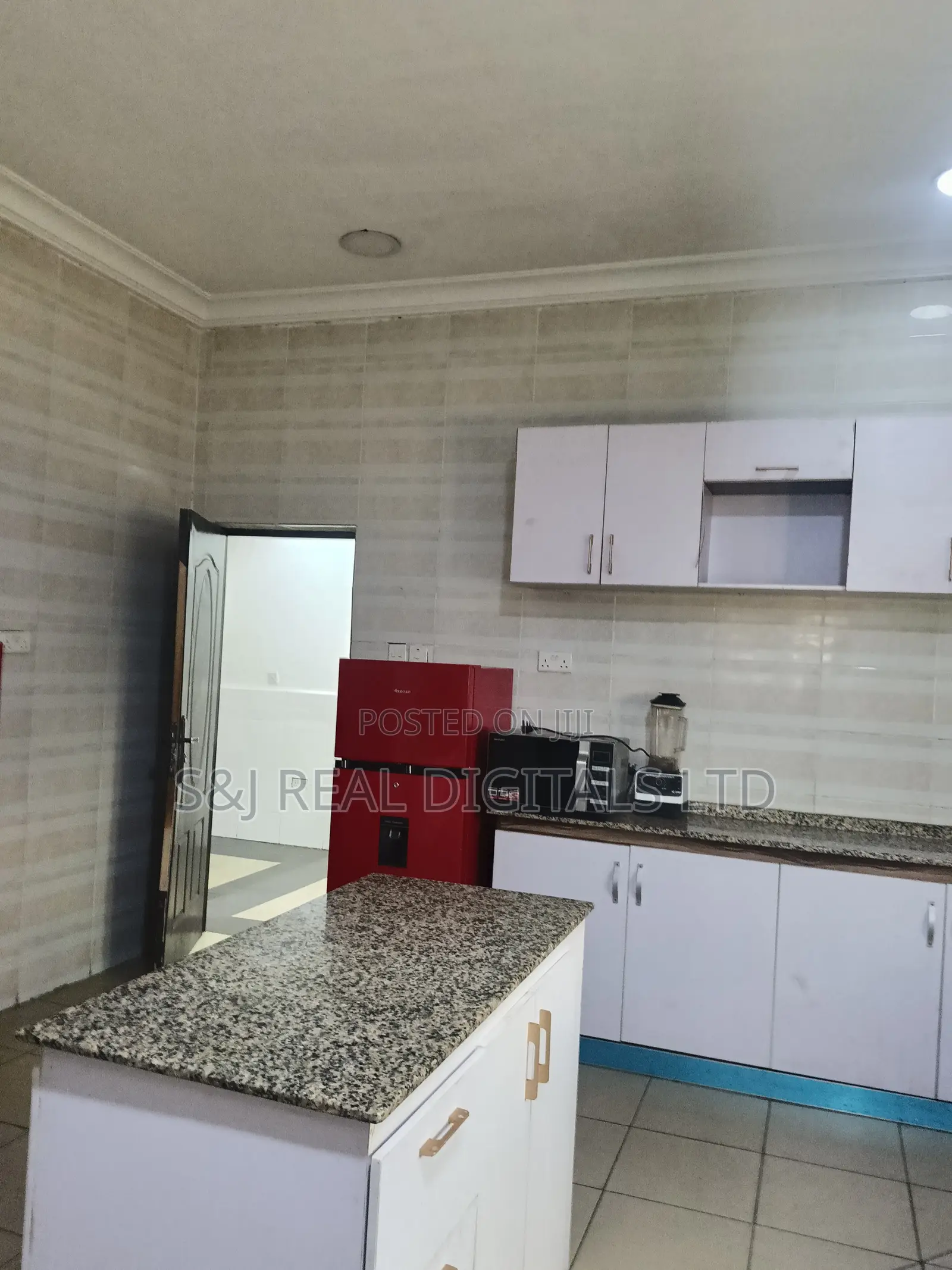 Furnished 3bdrm Apartment in Kado for rent in Kado