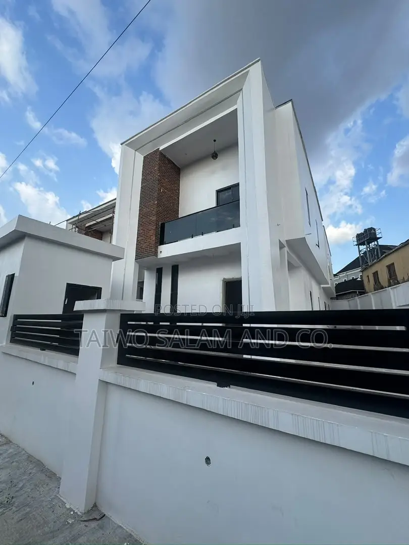 4bdrm Duplex in Bodija for sale in Bodija