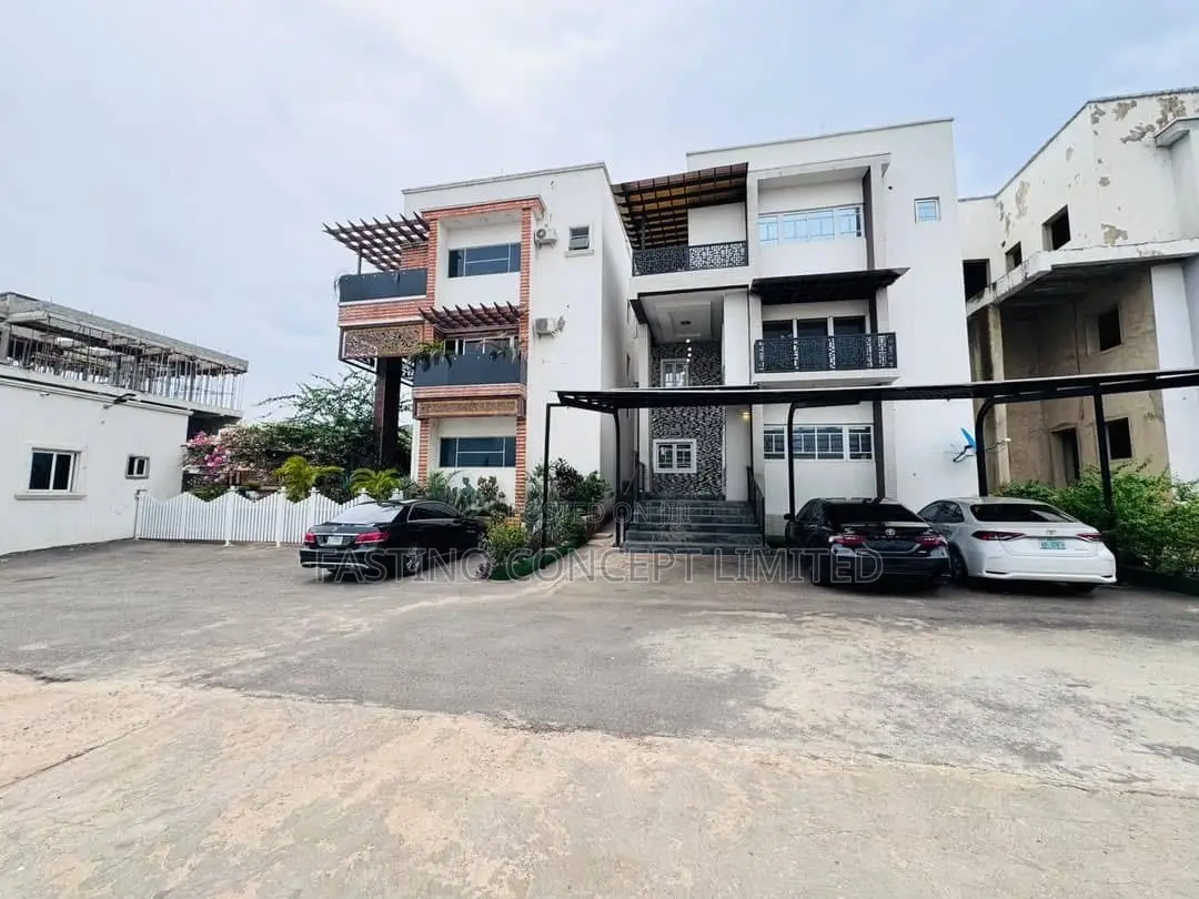 4bdrm Duplex in Katampe Extension for sale in Katampe Extension