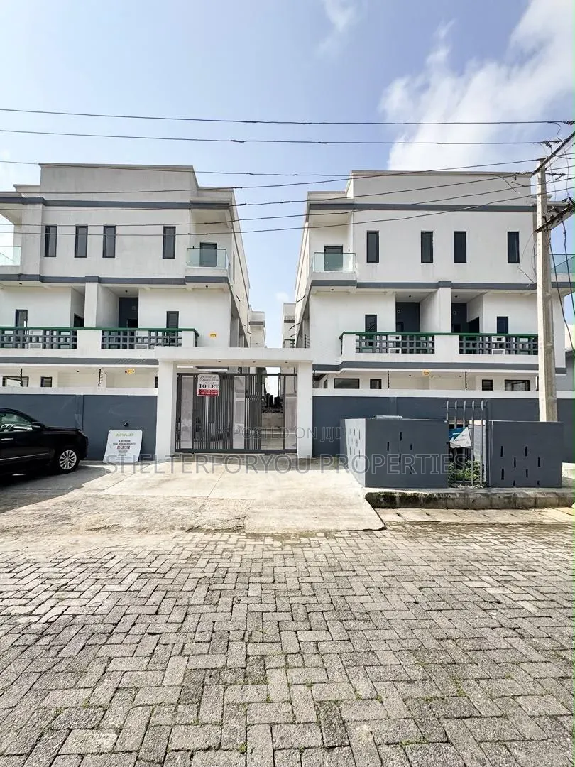 4bdrm Duplex in Lekki Phase 1 for sale in Lekki Phase 1