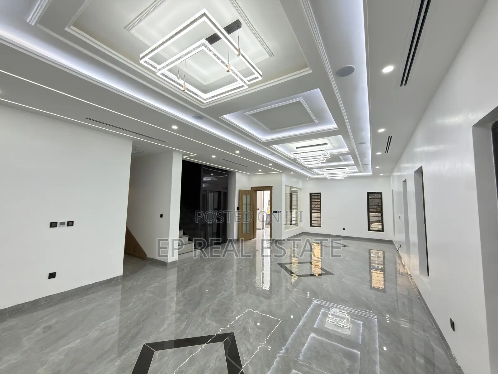 6bdrm Duplex in Katampe Extension for sale in Katampe Extension