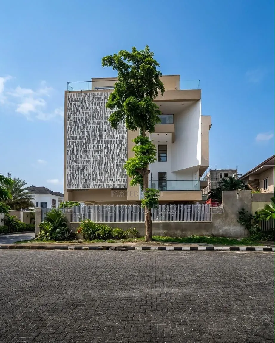 5bdrm Duplex in Old Ikoyi for sale in Old Ikoyi