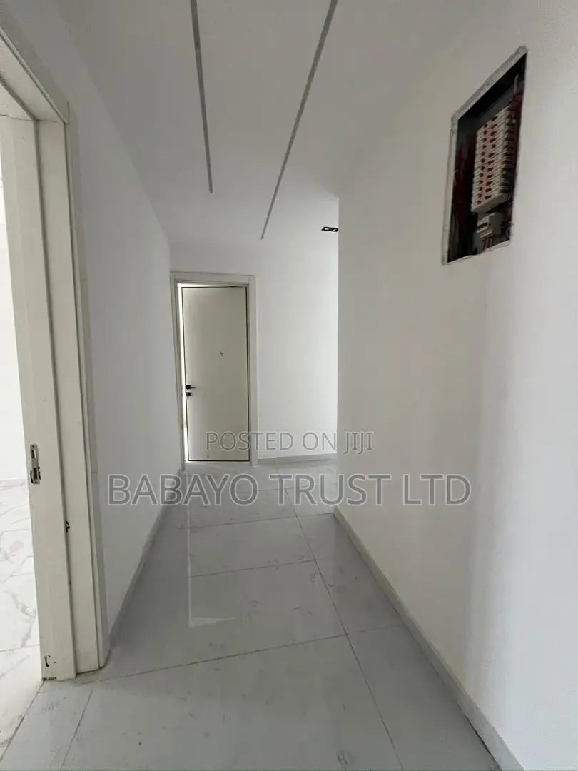 2bdrm Apartment in Lekki Phase 1 for rent in Lekki Phase 1