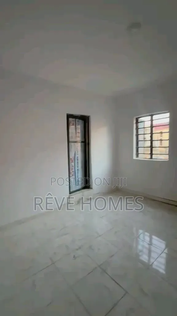 2bdrm Apartment in Shomolu / Shomolu for rent in Shomolu / Shomolu