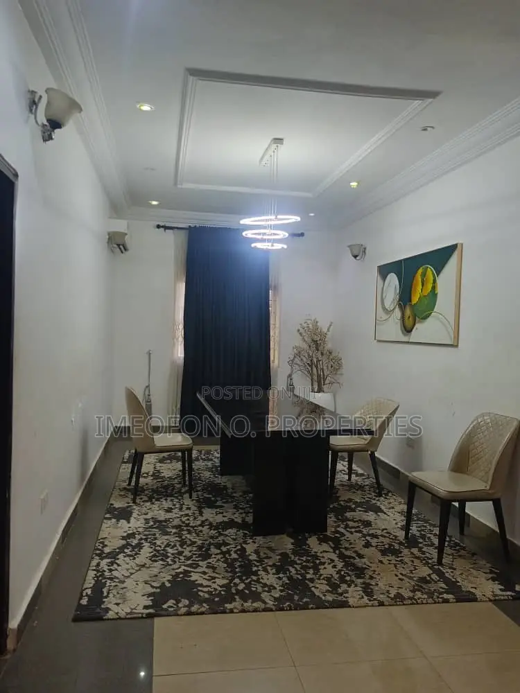 Furnished 3bdrm Apartment in Kado for rent in Kado