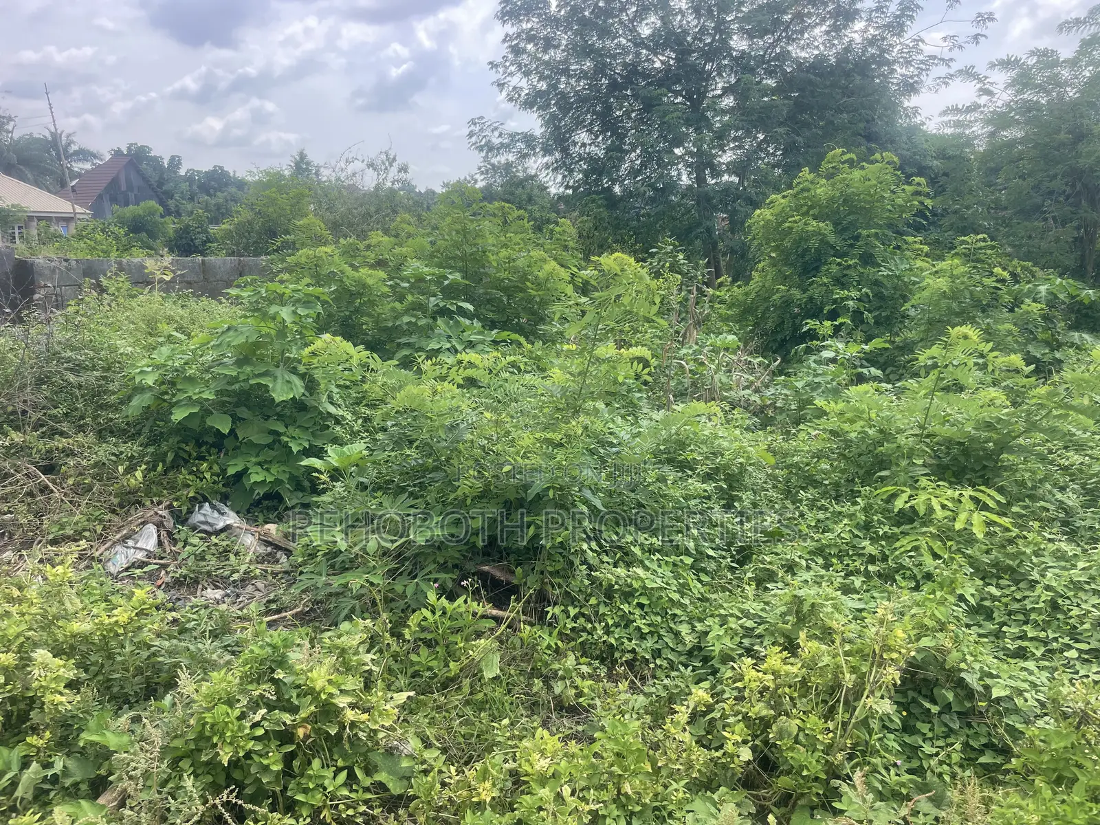 380sqm of Land for Sale at Agbofieti in Idishin