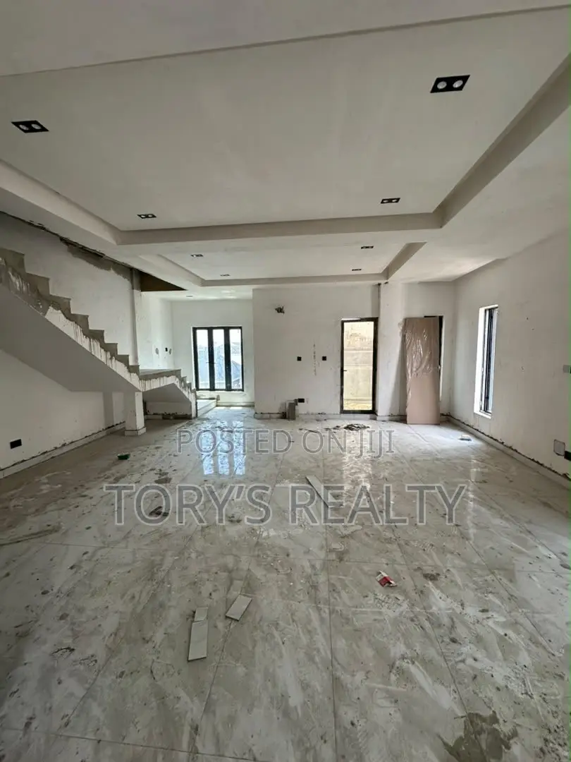 3bdrm Maisonette in Ikate for rent in Ikate