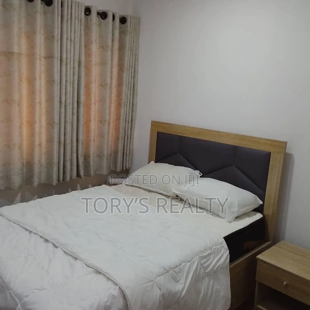 5bdrm Duplex in Lekki Phase 1 for rent in Lekki Phase 1