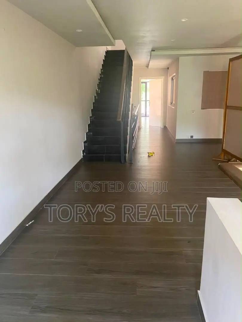 4bdrm Duplex in Gerard Road for rent in Gerard Road