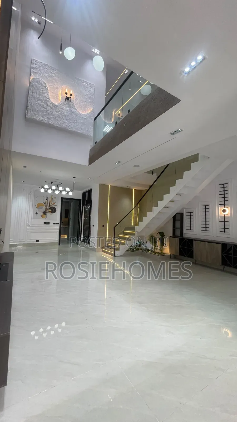5bdrm Duplex in Harris Drive, VGC / Ajah for sale in VGC / Ajah