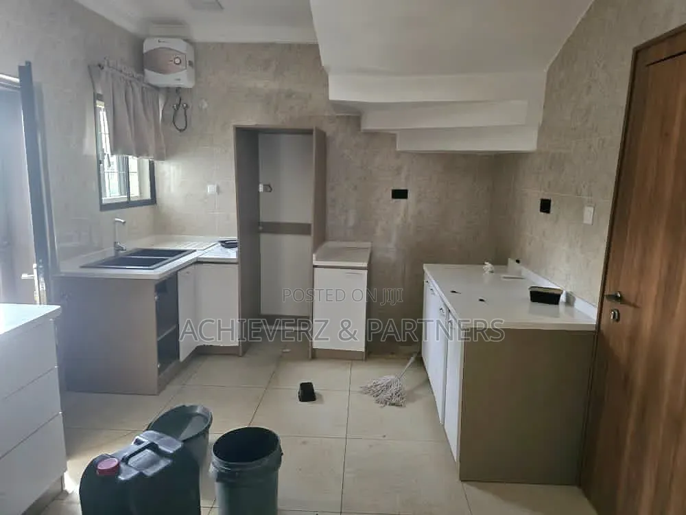 Furnished 4bdrm Duplex in Guzape District for rent in Guzape District