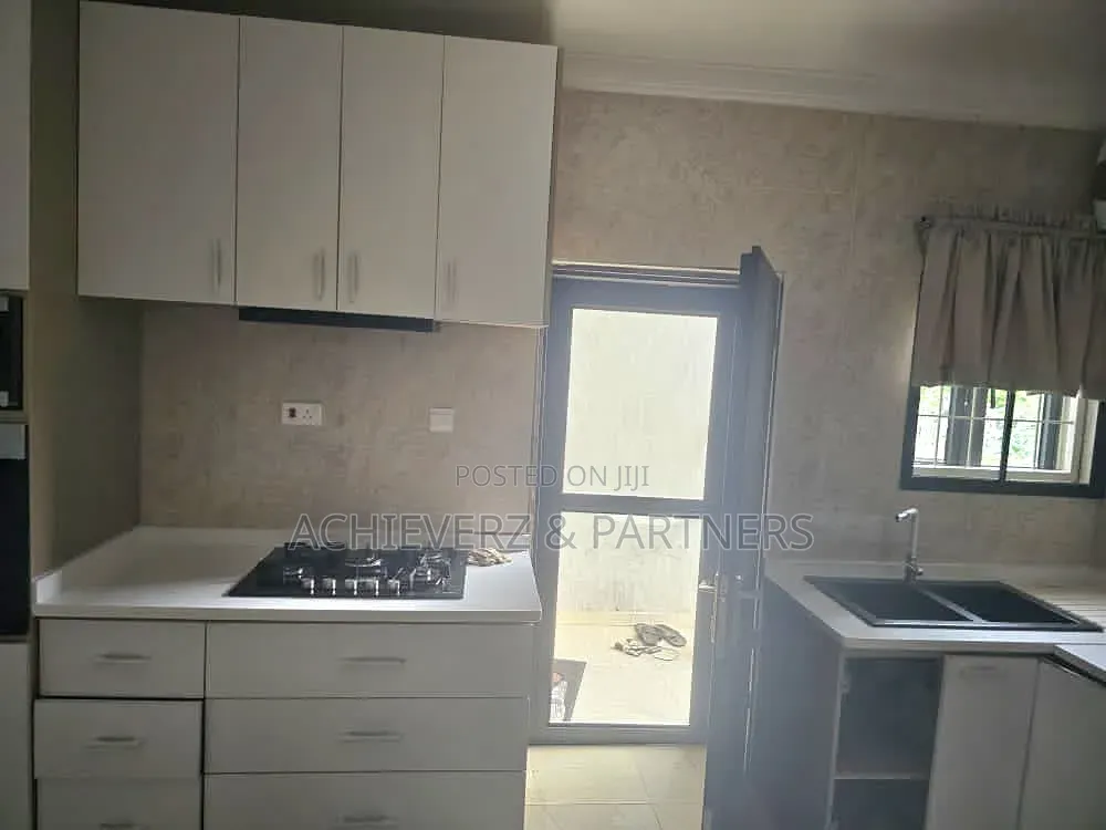 Furnished 4bdrm Duplex in Guzape District for rent in Guzape District