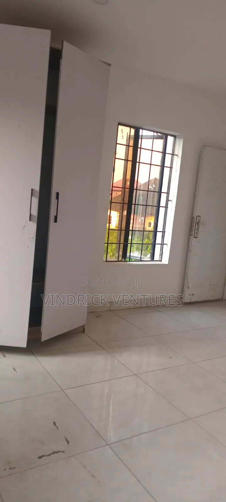 1bdrm Apartment in Moba Off Mobil Road for rent in Ilaje / Lekki