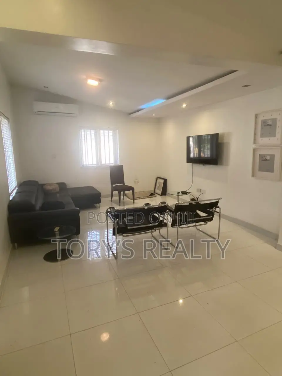 Furnished 2bdrm Apartment in Awolowo Road for rent in Awolowo Road