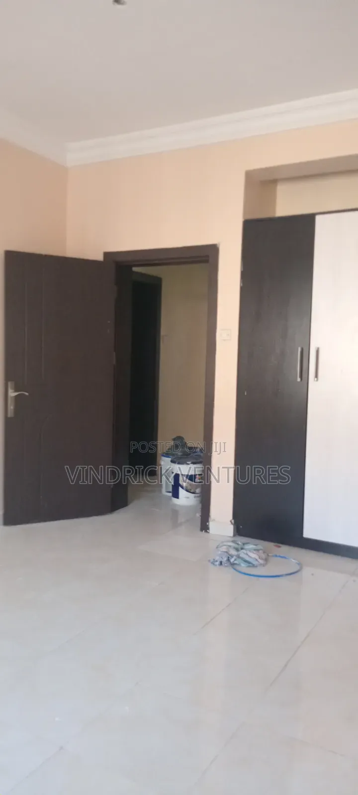 3bdrm Block of Flats in Mobil Road Ilaje for rent in Ilaje / Lekki