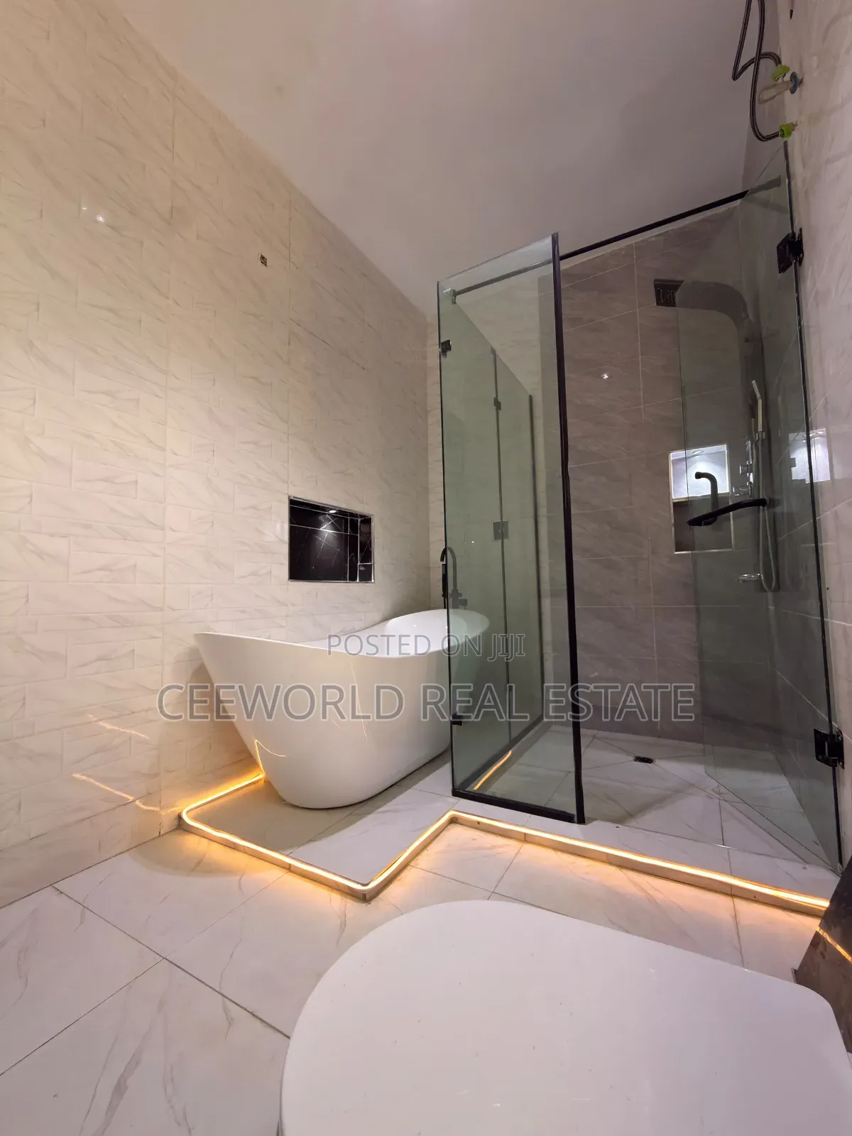 4bdrm Duplex in Lere Adigun Gra, Basorun for sale in Basorun