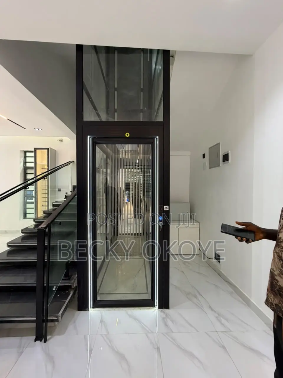 6bdrm Duplex in Apo for sale in Apo Resettlement