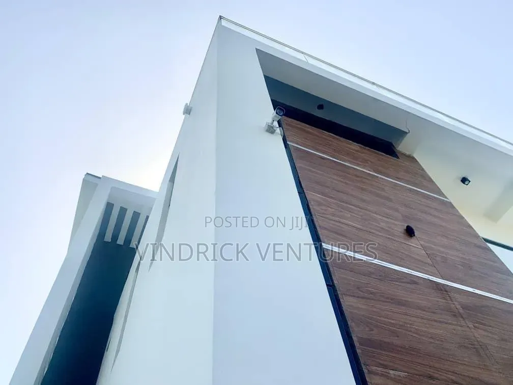 5bdrm House in Lake View Park 2 for rent in Lekki Phase 2