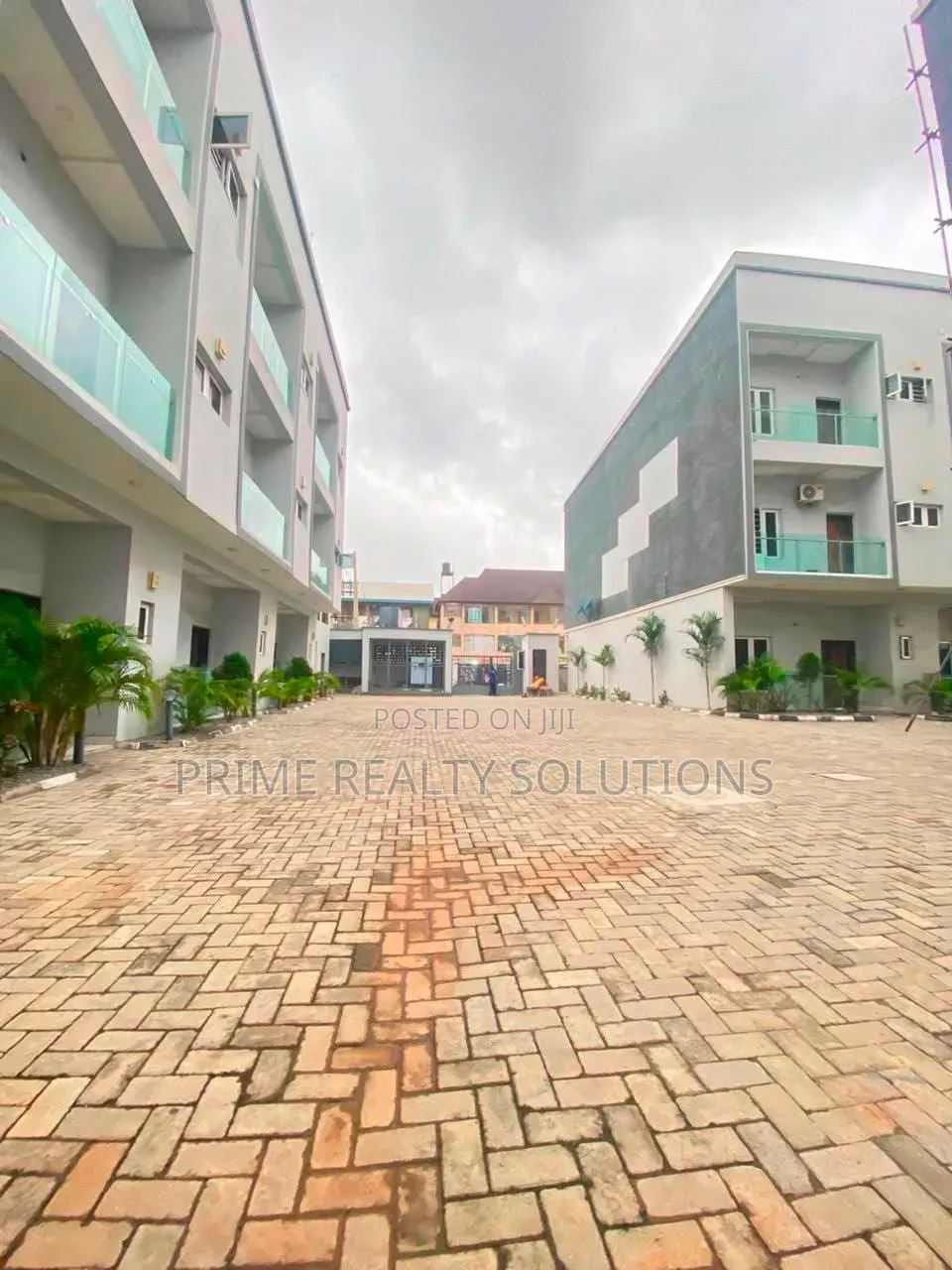 1bdrm Shared Apartment in Mobil Estate Road, for rent in Ilaje