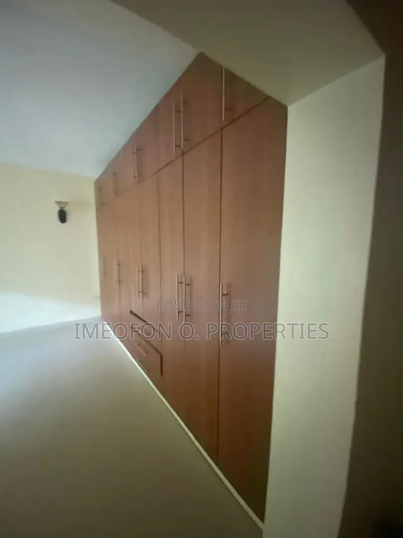 5bdrm Duplex in Life Camp for rent in Life Camp