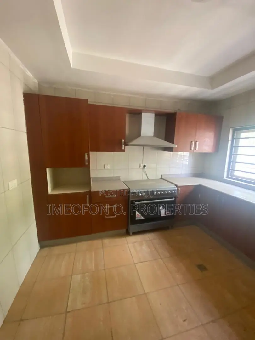 5bdrm Duplex in Life Camp for rent in Life Camp