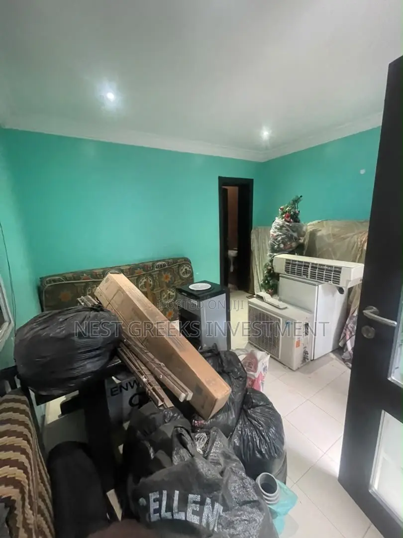 5bdrm Duplex in Magodo Phase Ii for sale in Magodo Isheri