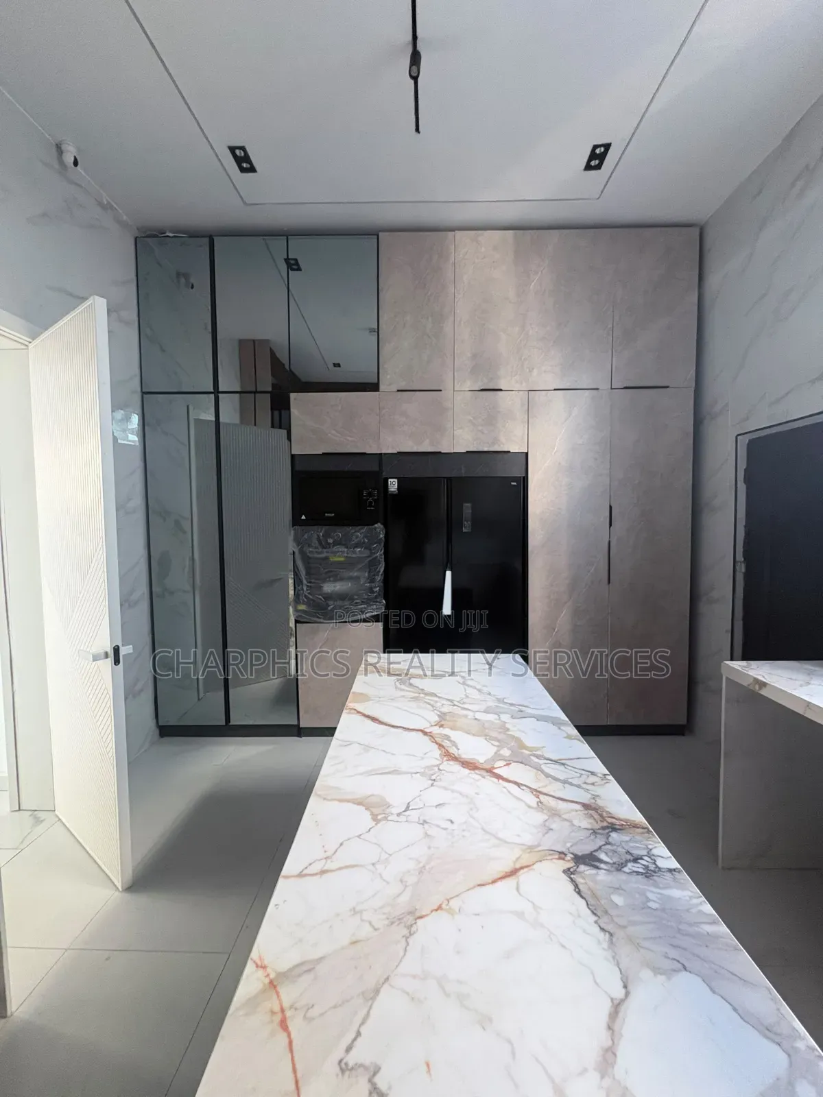 4bdrm Duplex in Lekki Phase 2 for sale in Lekki Phase 2