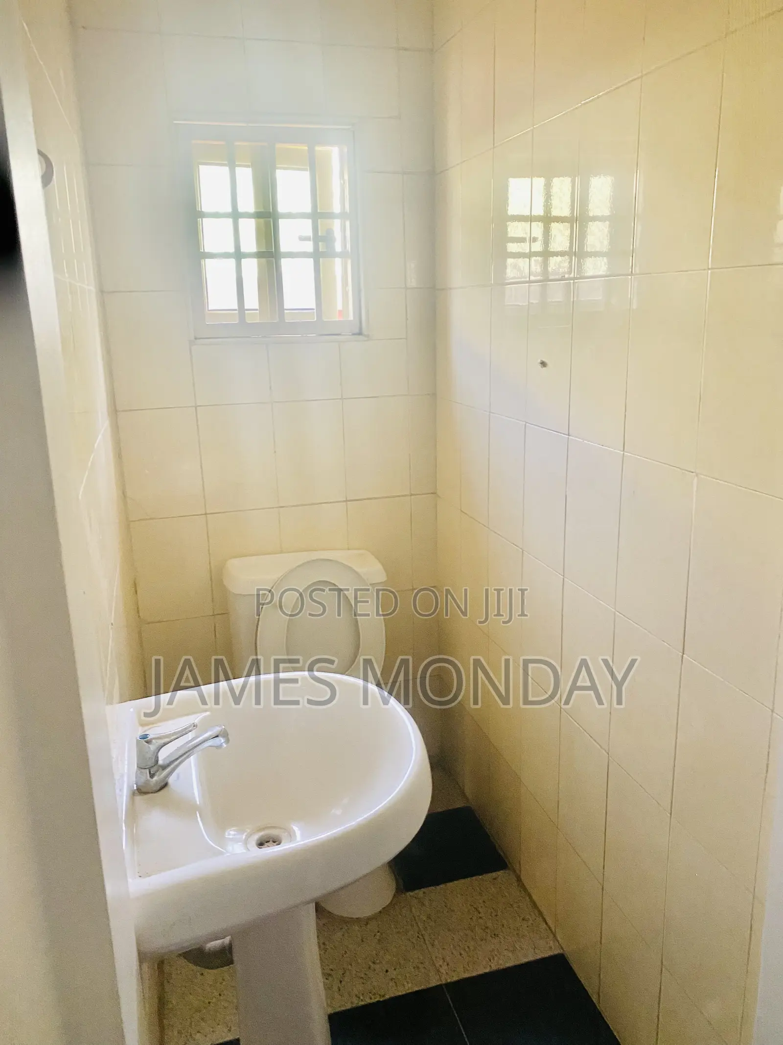 3bdrm Block of Flats in Private Residence, Area 2 for rent in Area 2
