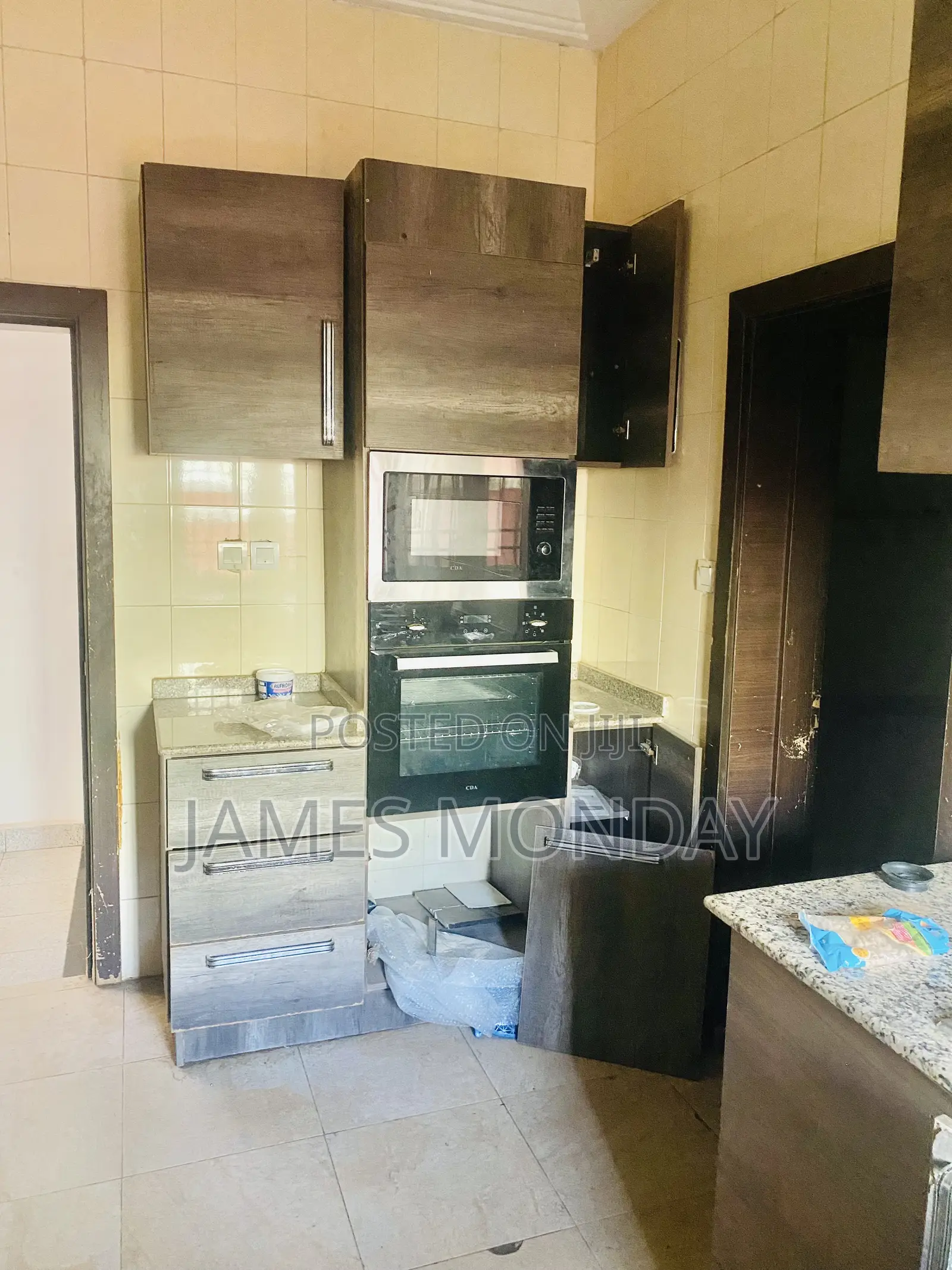 3bdrm Block of Flats in Private Residence, Area 2 for rent in Area 2