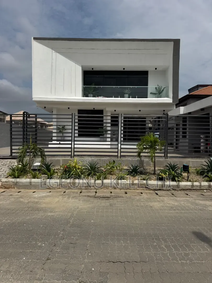 5bdrm Duplex in Vgc Estate, Ikota for sale in Ikota