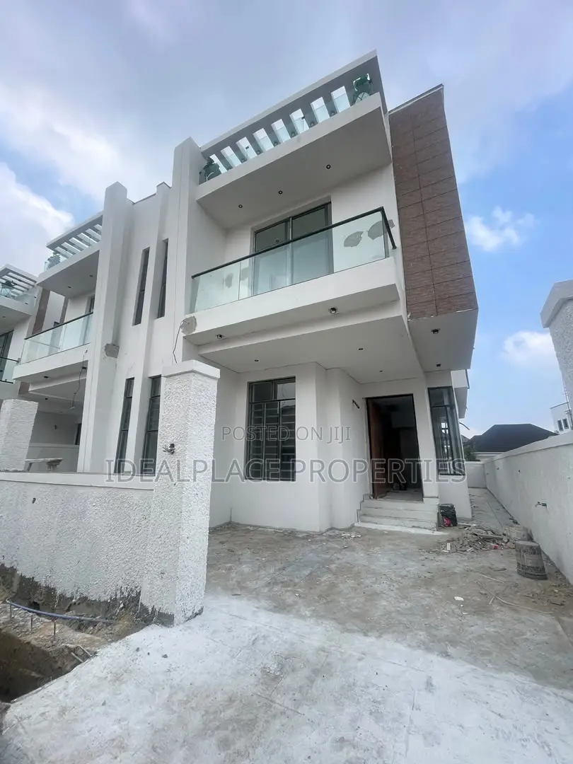 4bdrm Duplex in Sangotedo for sale in Sangotedo