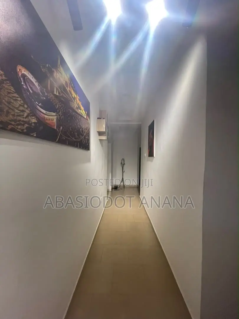 2bdrm Apartment in Oron Road By Timber, Uyo for rent in Uyo