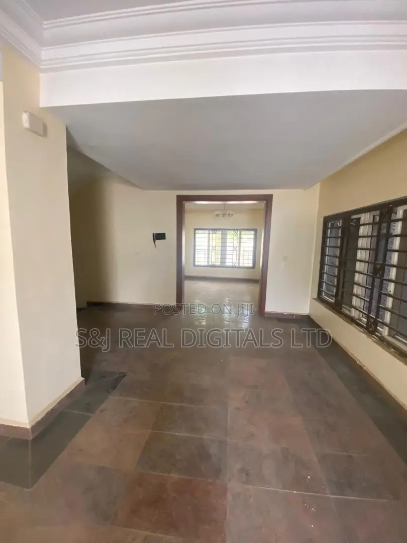5bdrm Duplex in Life Camp for rent in Life Camp