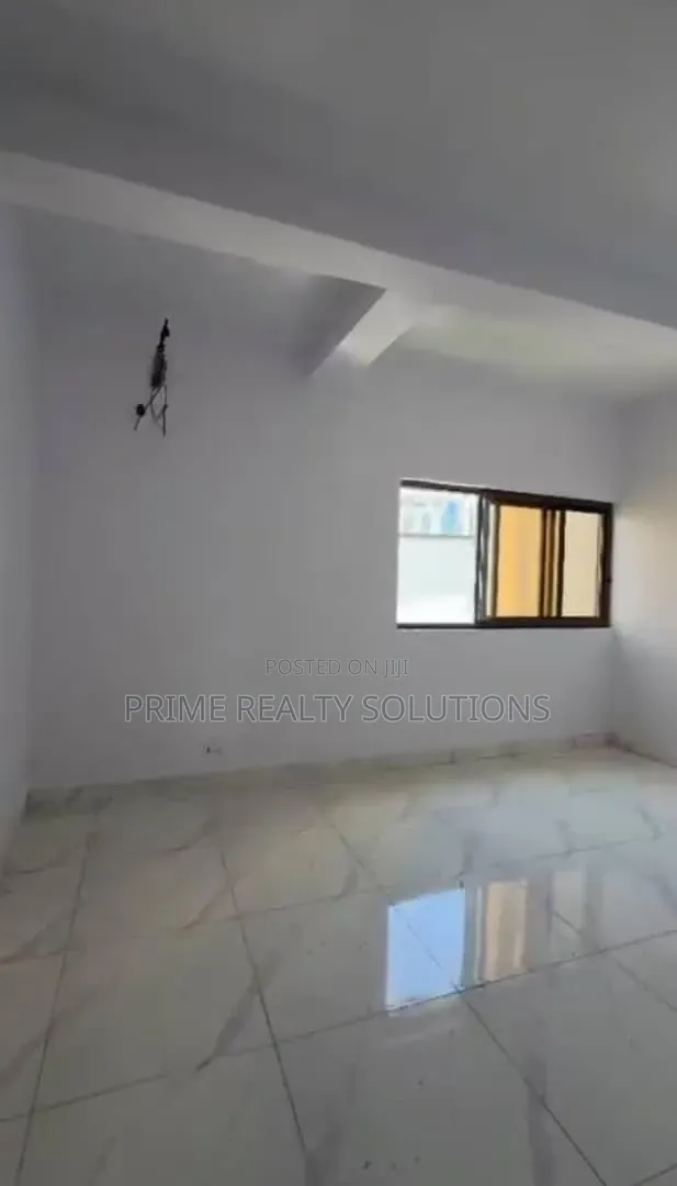 Mini Flat in Ikota for rent in Ikota