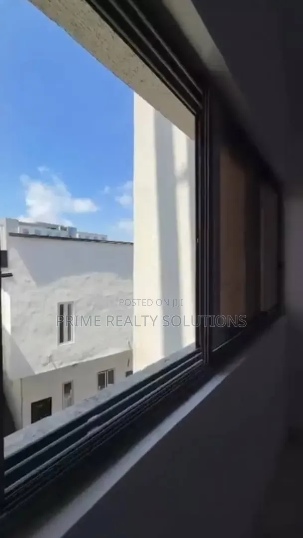 Mini Flat in Ikota for rent in Ikota