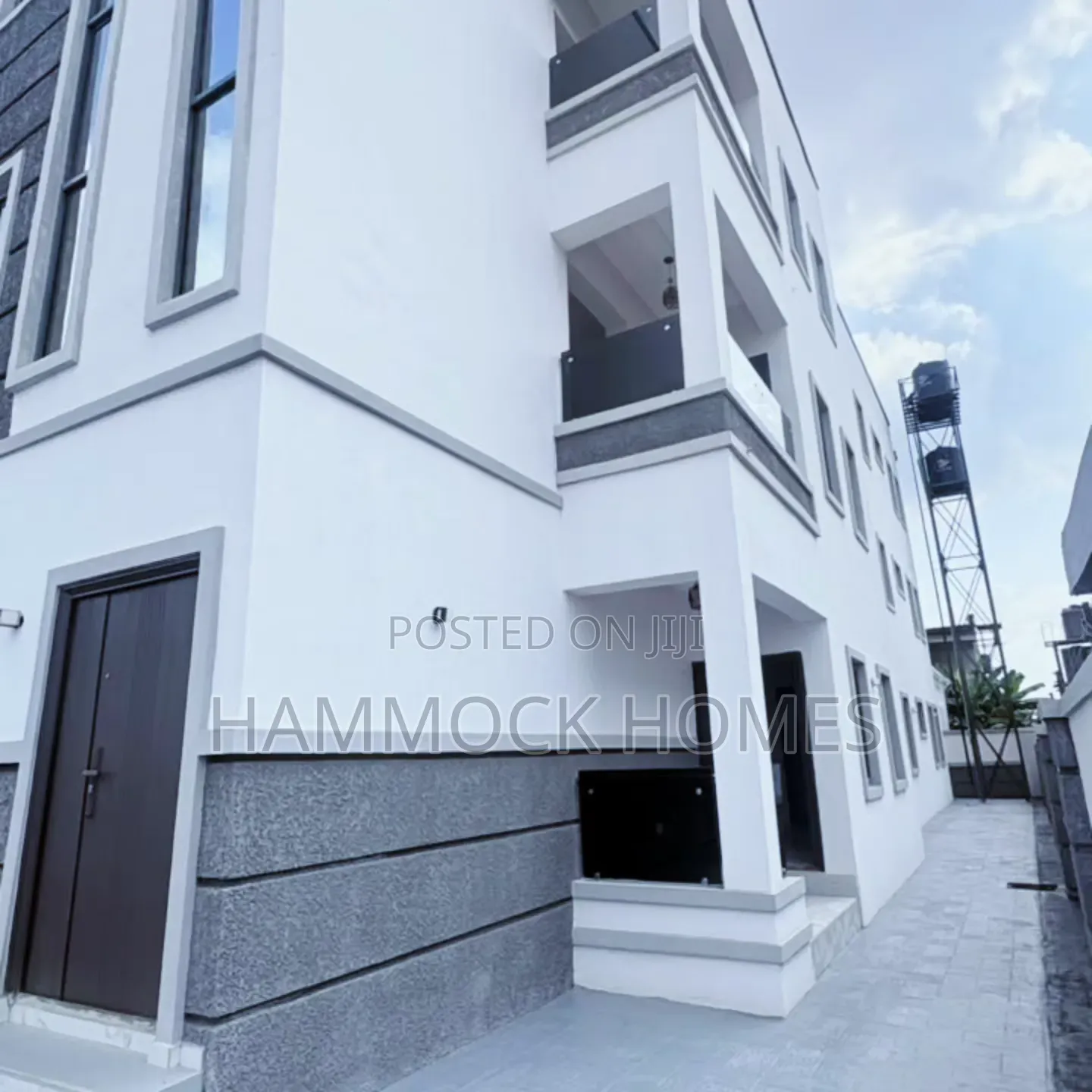 9bdrm Block of Flats in Kolapo Ishola Gra, Akobo for sale in Akobo