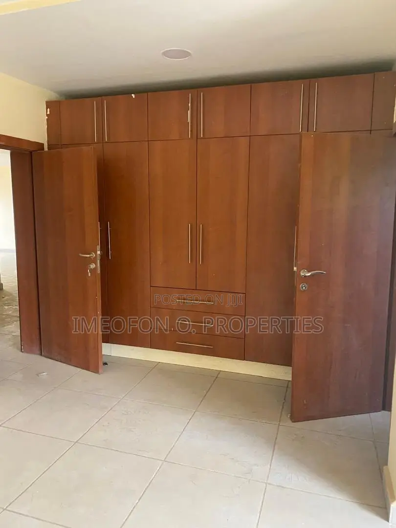 5bdrm Townhouse / Terrace in Life Camp for rent in Life Camp