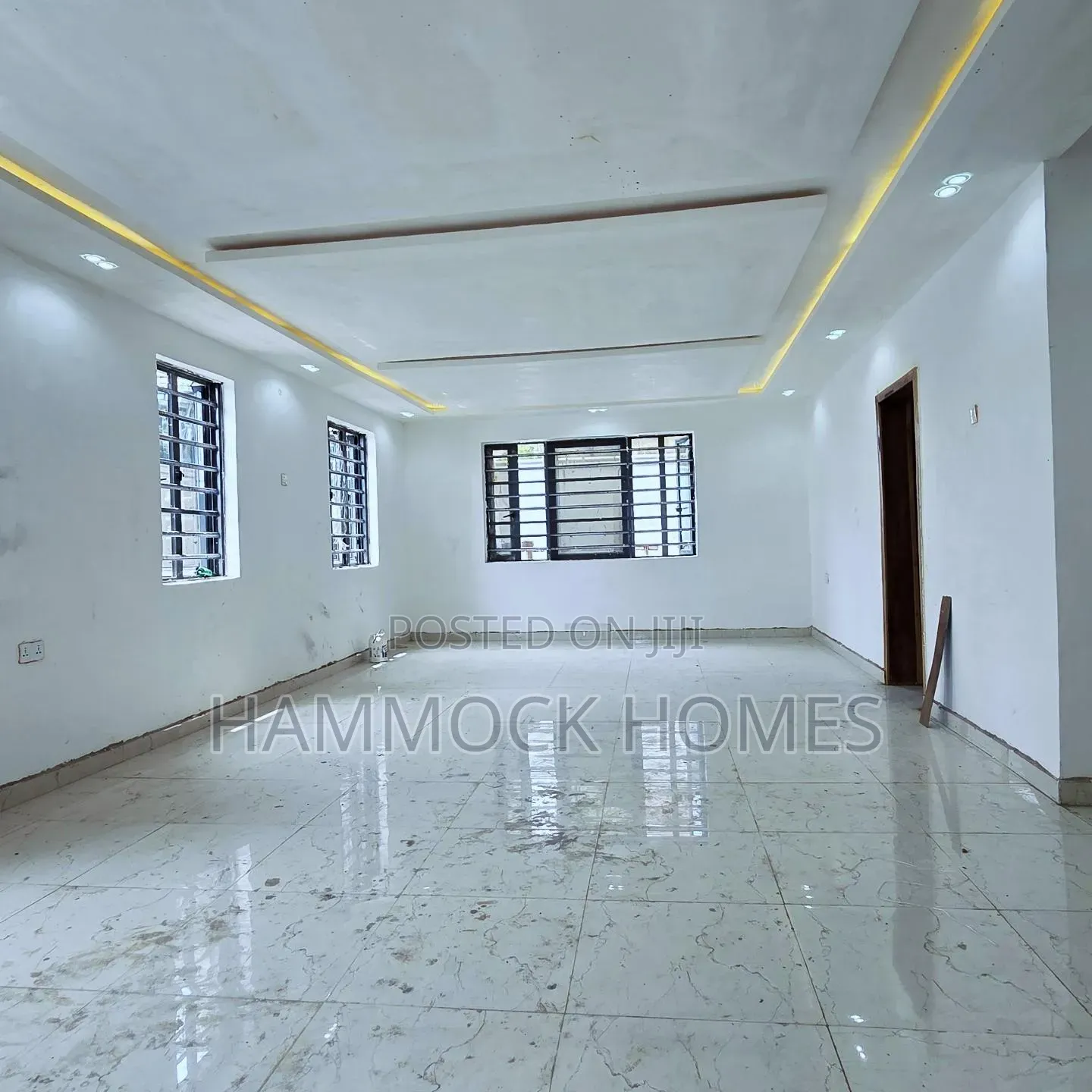 3bdrm Bungalow in Oke-Badan Estate, for sale in Akobo