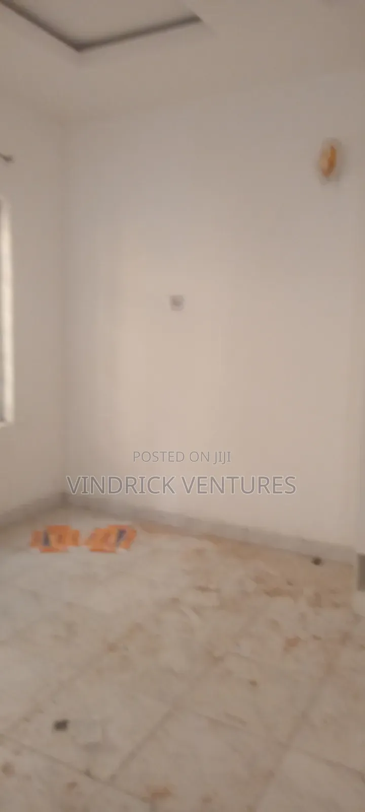 2bdrm Apartment in Mobil Road, Lekki Phase 2 for rent in Lekki Phase 2