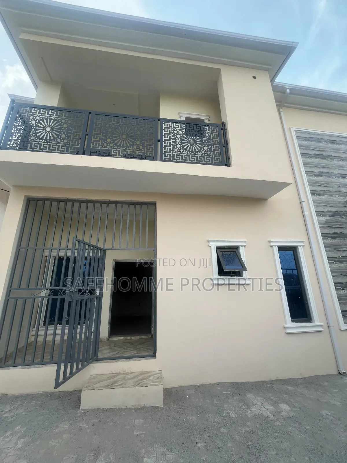 2bdrm Block of Flats in Zamani Estate, Karu-Nasarawa for rent in Karu-Nasarawa