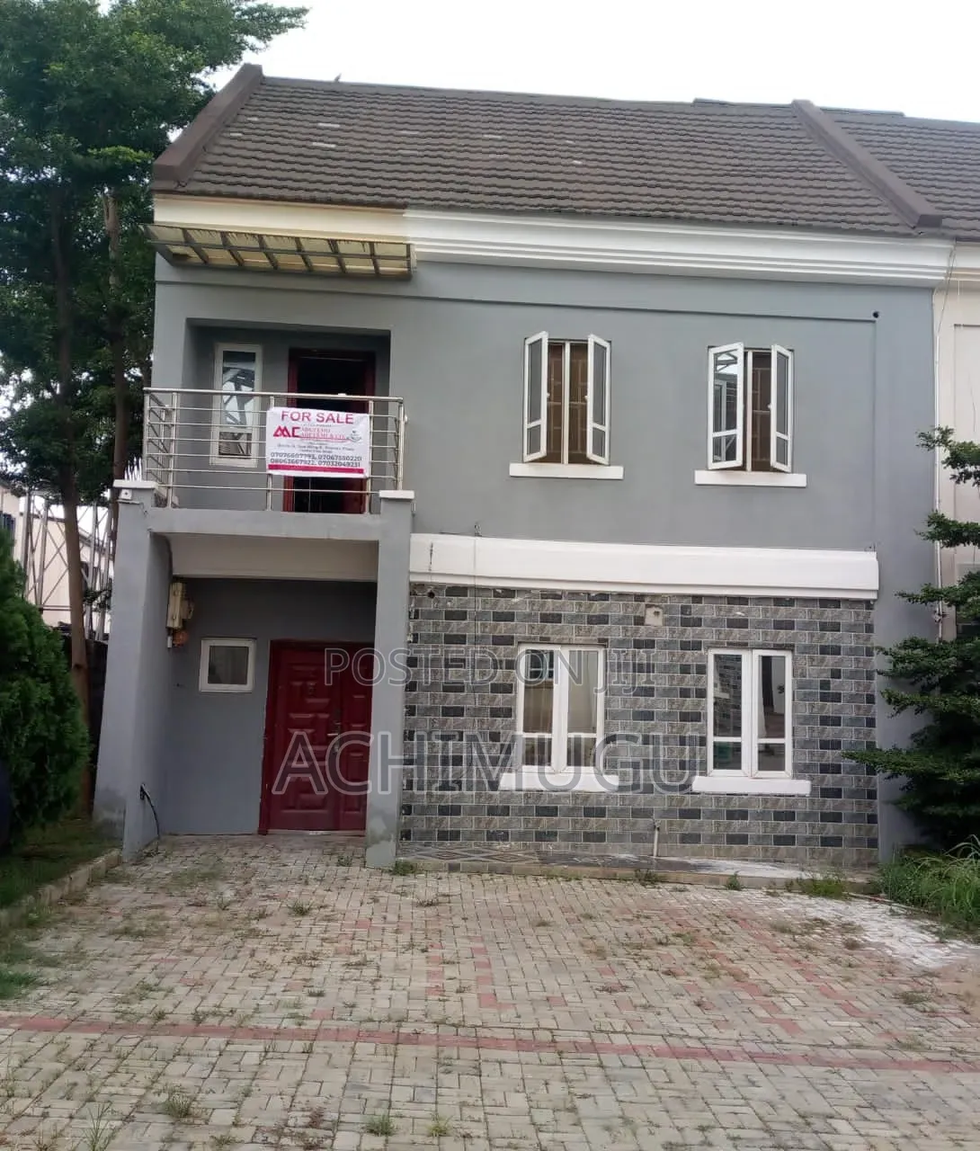 4bdrm Duplex in Rock Manor, Apo Resettlement for sale in Apo Resettlement
